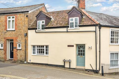 2 bedroom terraced house for sale, Frog Lane, Ilminster, Somerset, TA19