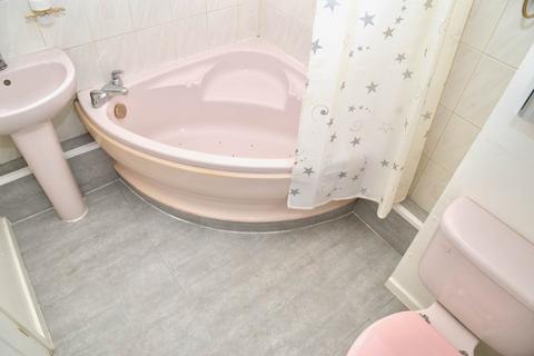 68 Wren Path, London, SE28 0DX