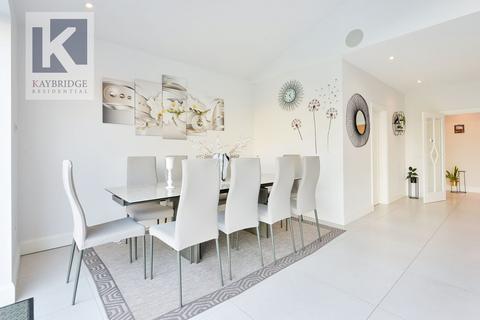 334 Chessington Road, Ewell, Epsom, KT19 9XG