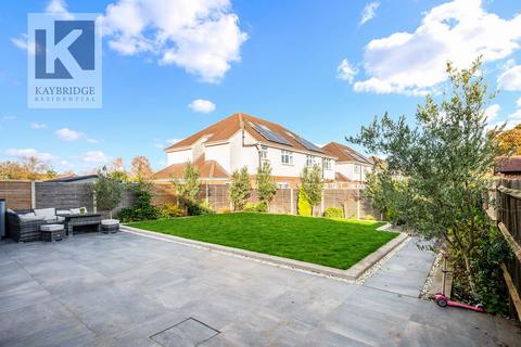 334 Chessington Road, Ewell, Epsom, KT19 9XG