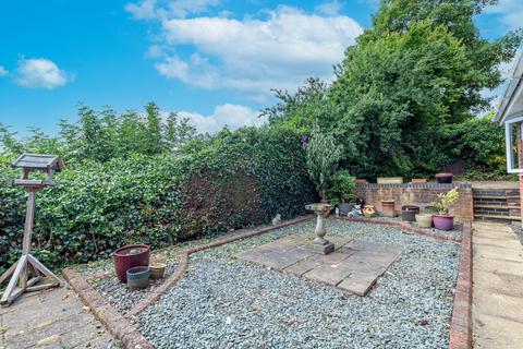 46 Carlyle Road, Aston Fields, Bromsgrove, B60 2PJ