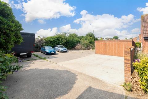 103 Artillery Row, Gravesend, DA12 1LY