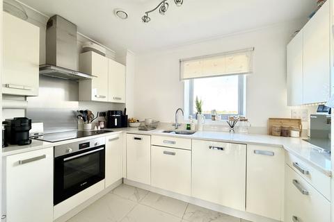 2 bedroom flat for sale, Discovery Drive, Swanley, BR8