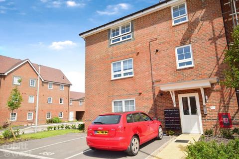 2 bedroom apartment to rent, Skylark Avenue Peacehaven BN10