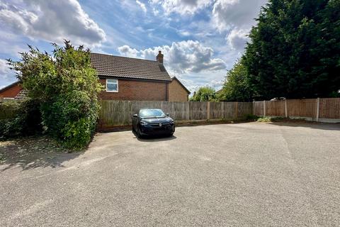 37 Froden Brook, Billericay, CM11 2TW