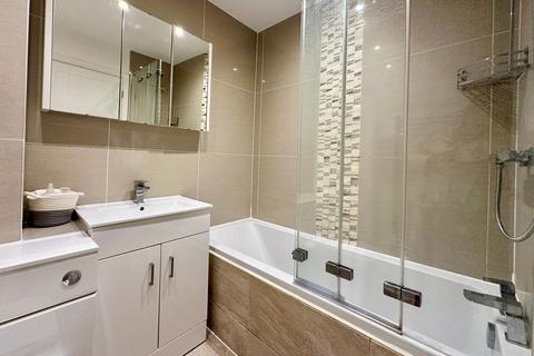 37 Froden Brook, Billericay, CM11 2TW