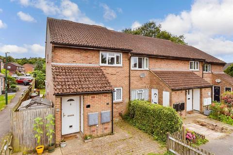 7 Plesman Way, Wallington, SM6 9NB