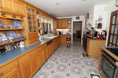 95 Baston Road, Bromley, BR2 7BS