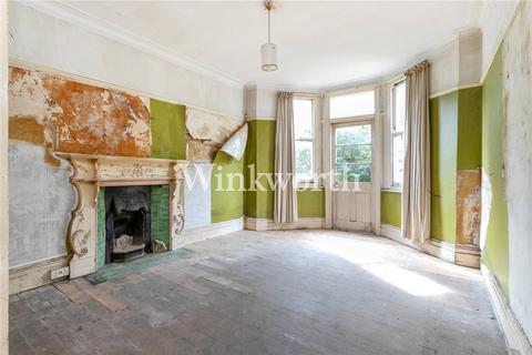 4 bedroom terraced house for sale, Devonshire Road, London, N13