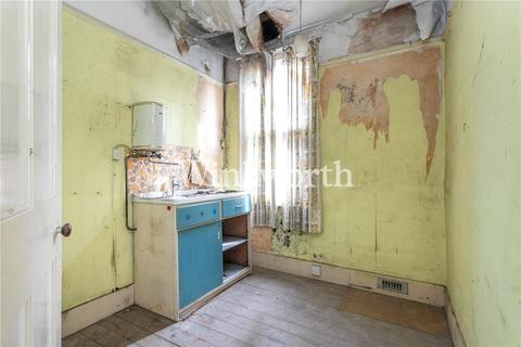 69 Devonshire Road, Palmers Green, London, N13 4QU
