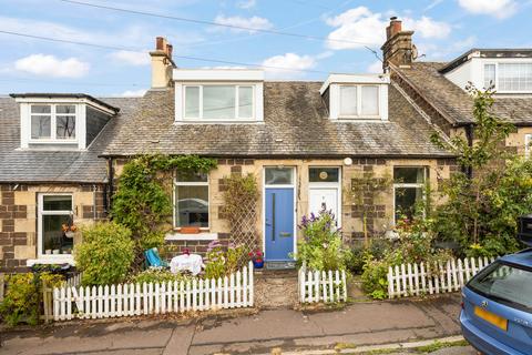 4 Lennie Cottages Craigs Road, Edinburgh, EH12 0BB