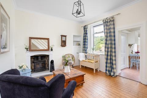 4 Lennie Cottages Craigs Road, Edinburgh, EH12 0BB