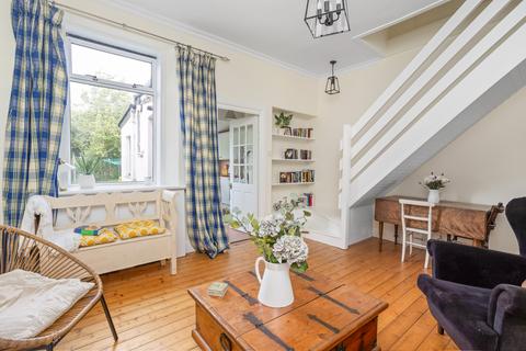4 Lennie Cottages Craigs Road, Edinburgh, EH12 0BB
