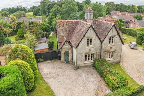 2 bedroom semi-detached house for sale, Oakley Lane, Wimborne, BH21