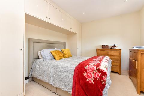 2 bedroom apartment for sale, Bell Street, Reigate, Surrey