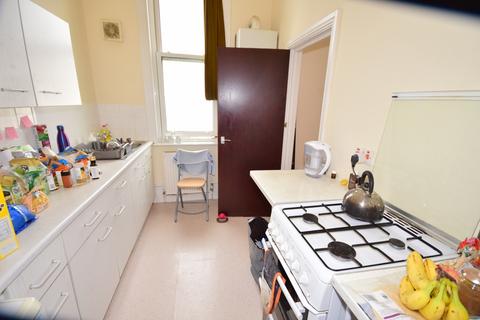 2 bedroom apartment to rent, St. Edwards Road Southsea PO5
