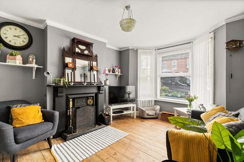 11 Astley Avenue, Dover, CT16 2PP