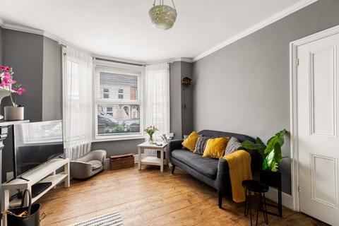 11 Astley Avenue, Dover, CT16 2PP