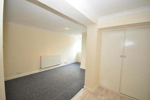 2 bedroom apartment to rent, Whitwell Road Southsea PO4