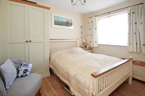 3 bedroom semi-detached house for sale, Windsor Road, Gillingham, ME7