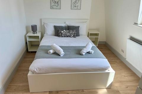 4 bedroom end of terrace house to rent, Frederick Street, London WC1X