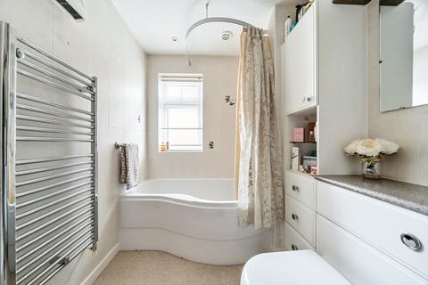 22 Chichester Close, Witley, Godalming, GU8 5PA