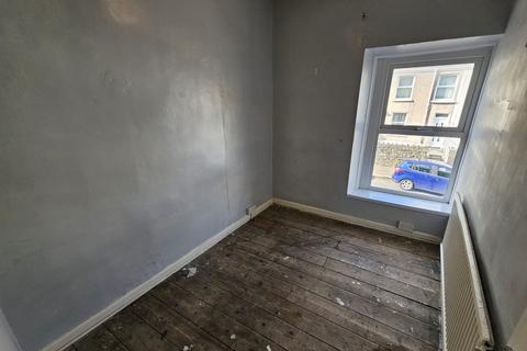 3 bedroom end of terrace house for sale, Carmarthen Road, Swansea SA5