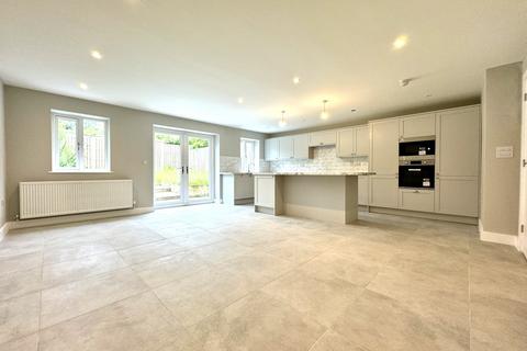 4 bedroom detached house for sale, Ash Close, Ormskirk L39