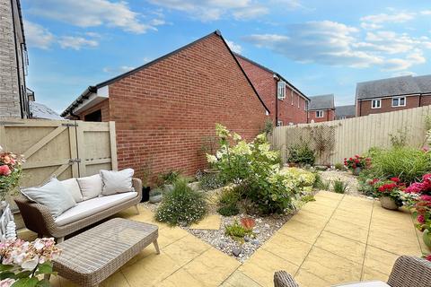 45 Amazon Way, Westbury, BA13 4FL