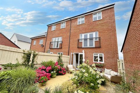 45 Amazon Way, Westbury, BA13 4FL