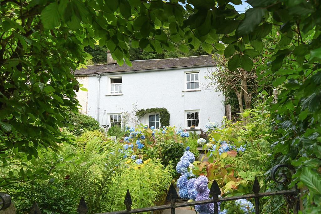 Brimstock Cottage