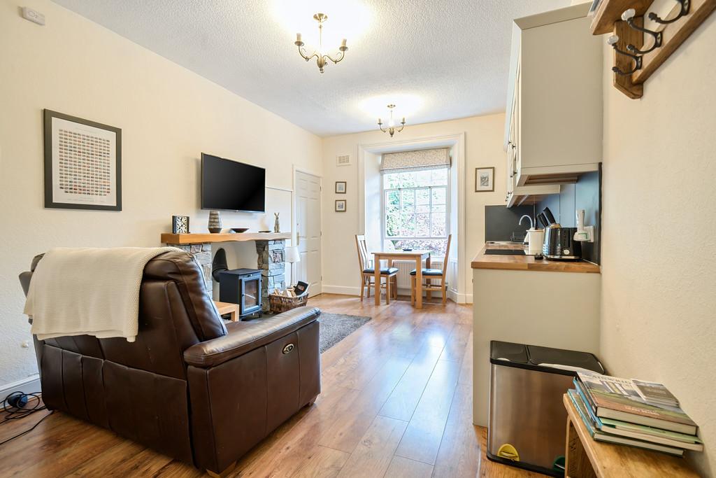 Sitting/ Dining Room