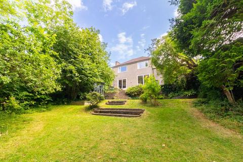 4 bedroom detached house for sale, Court Farm Road, Warlingham