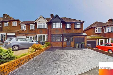 5 bedroom semi-detached house for sale, Silverlands Avenue, Oldbury