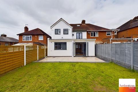 5 bedroom semi-detached house for sale, Silverlands Avenue, Oldbury