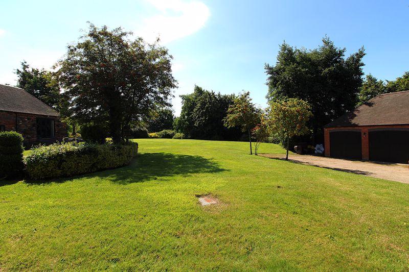 Communal Grounds