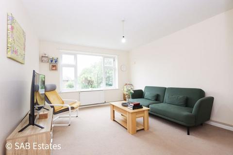 2 bedroom apartment for sale, Stickleton Close, Greenford