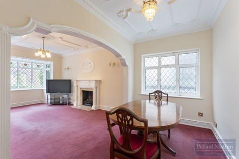 21 Addington Road, South Croydon, CR2 8RF