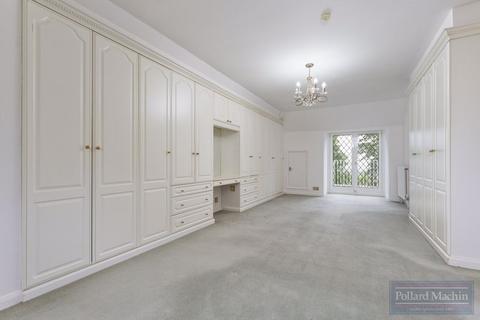 21 Addington Road, South Croydon, CR2 8RF