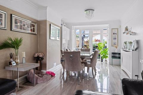 133 Matlock Crescent, Sutton, SM3 9SY