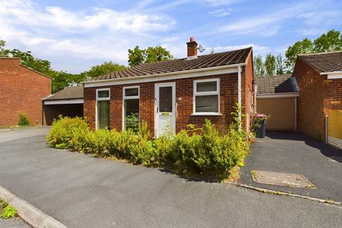 2 bedroom bungalow for sale, Green Way, Telford TF4