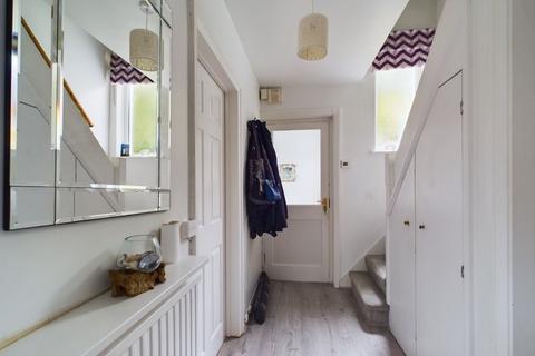 16 Balfour Road, Gloucester, GL1 5QJ