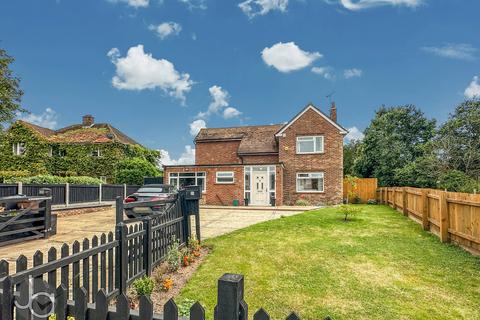 25 Abbots Road, Colchester, CO2 8BE