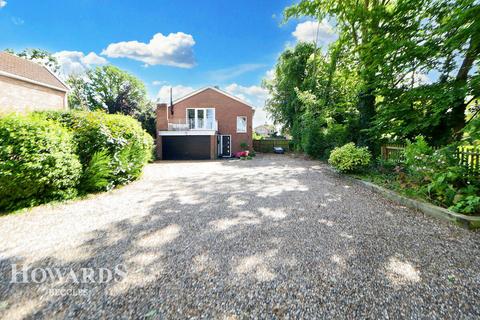 3 bedroom detached house for sale, Marsh Lane, Beccles