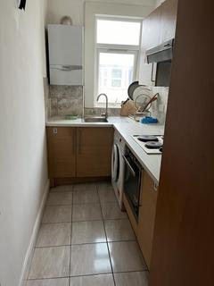 House share to rent, Chapter Road , Dollis Hill, NW2