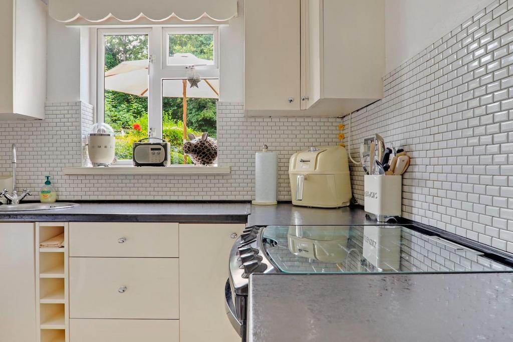 07-dae5 JHProp Wpen- 34 Stembridge Road - 19-medium.