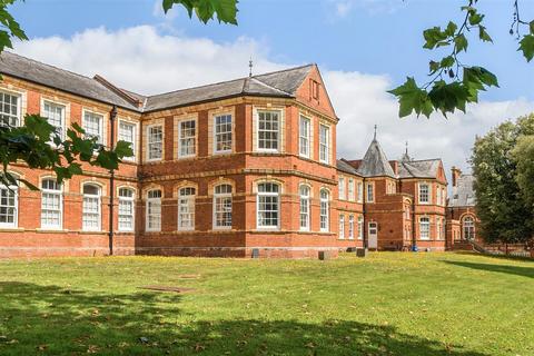 12, South Grange Clyst Heath, Exeter, EX2 7EY