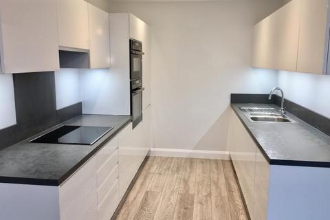 2 bedroom apartment to rent, London Road, Croydon