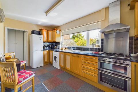 3 bedroom detached house for sale, Forester Grove, Nottingham NG4