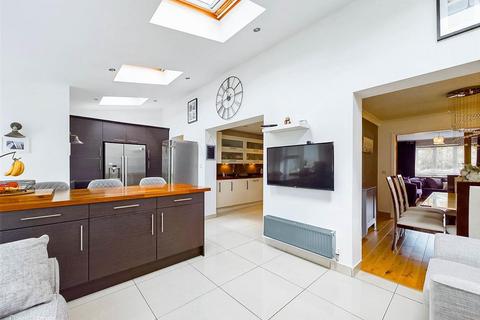 5 bedroom detached house for sale, Pitch Close, Nottingham NG4